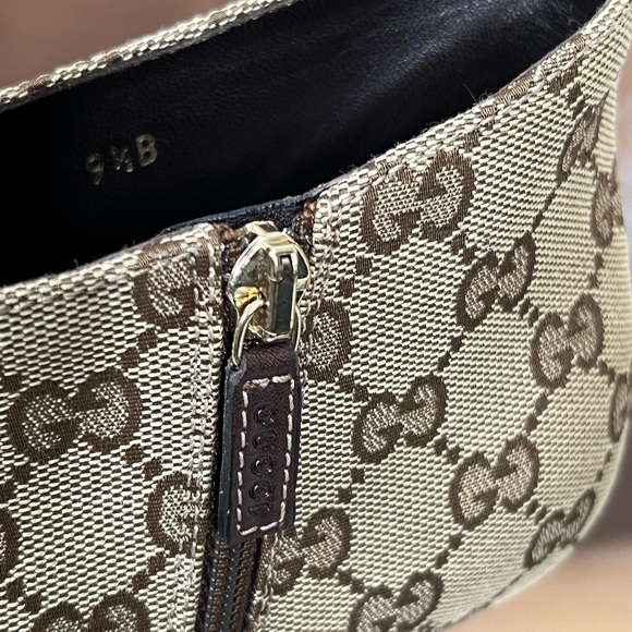 Gucci Beige Ebony Ankle Heeled Bootie - Picture 8 of 14